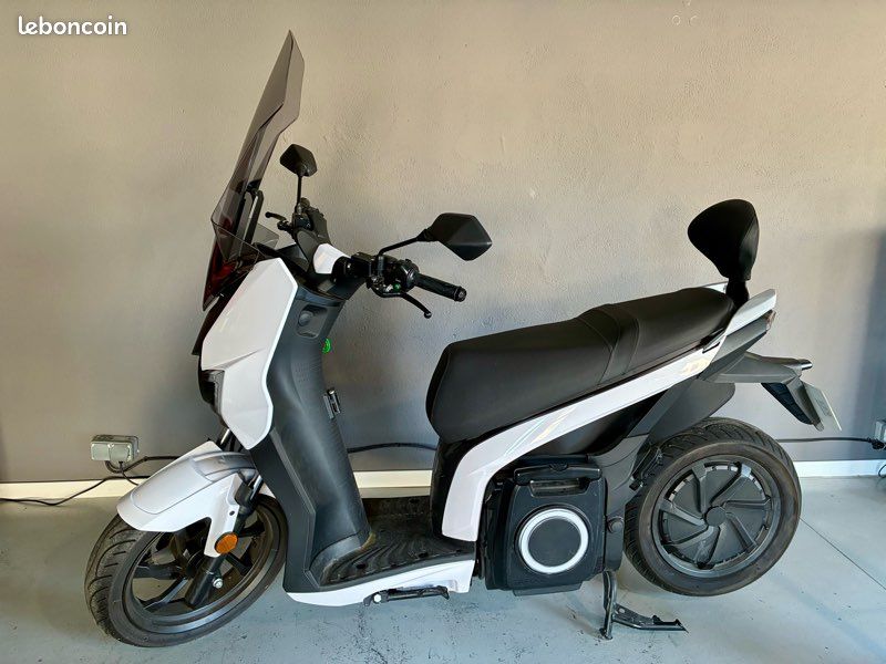 Scooter Silence S01 Scooter Silence S01 Motos