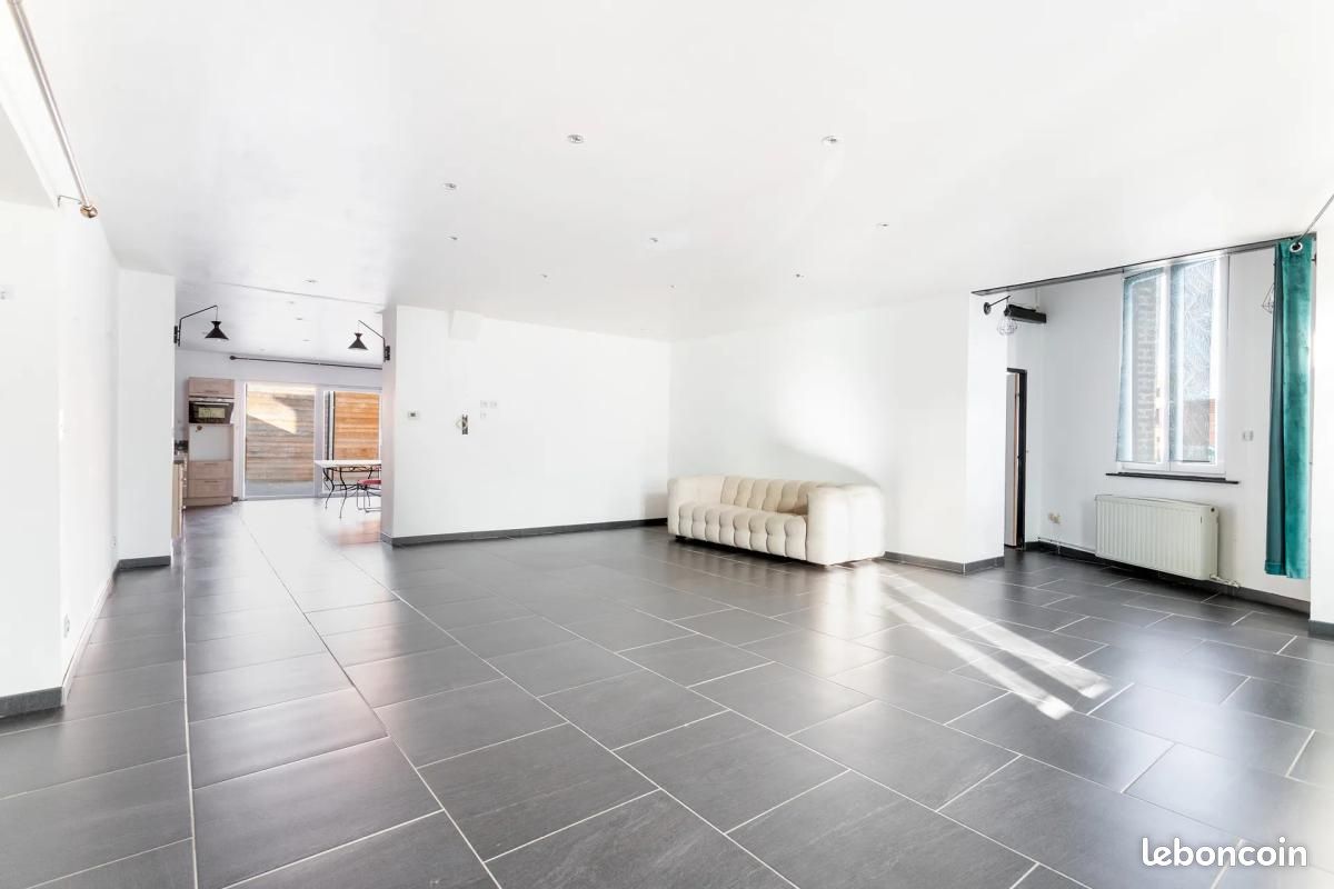 Maison 7 pièces 207 m² · à Flines-lez-Raches · 207 m² · 247 500 €
