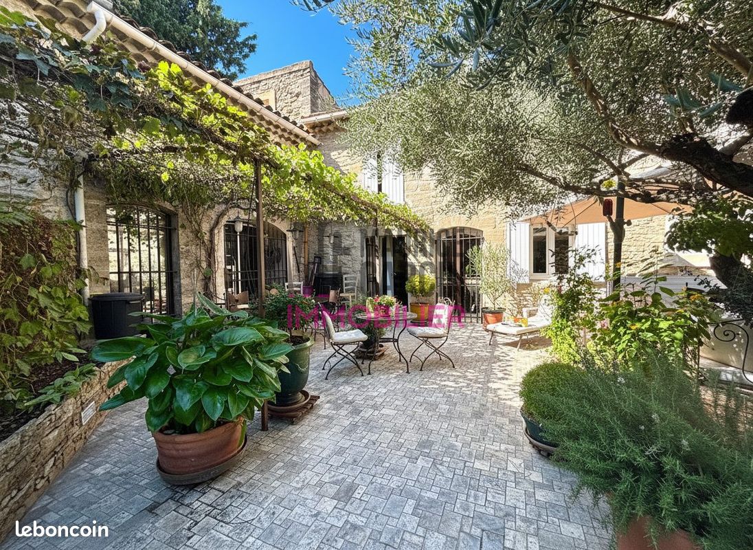 Maison 5 pièces 170 m² · à Caumont-sur-Durance · 170 m² · 399 000 €