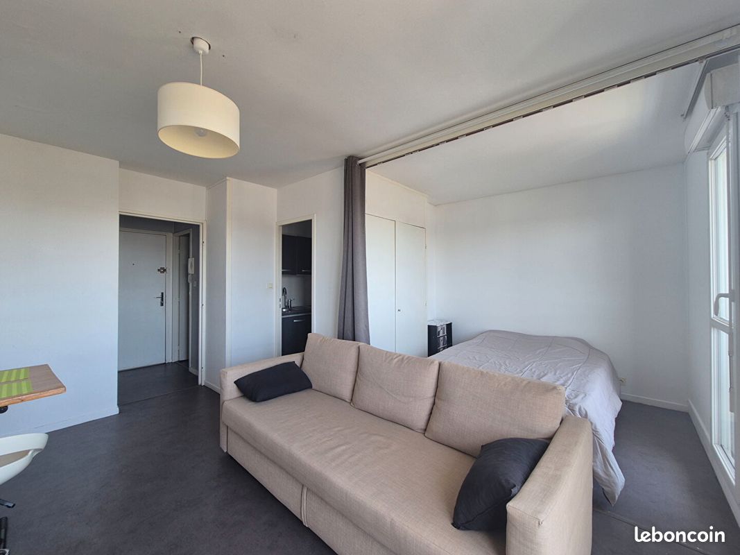 Appartement 1 pièce 32 m² · à Angers · 32 m² · 640 €