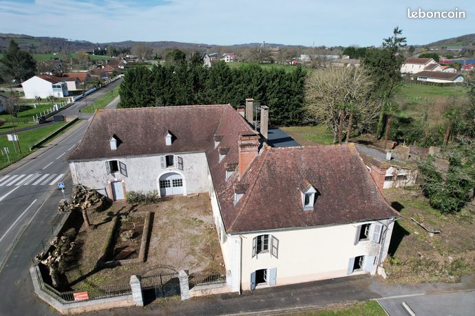 Maison 14 pièces 550 m²