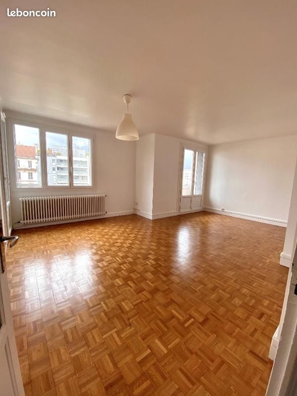 Appartement 4 pièces 70 m² · à Lyon · 70 m² · 1 075 €/mois