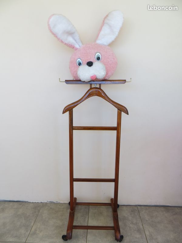 Porte-manteau ancien Pintel en bois pour enfant (image 1)