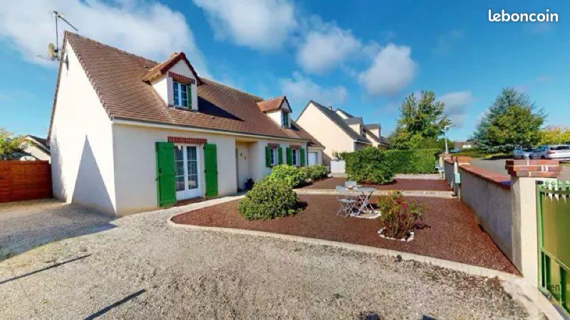 Maison 7 pièces 151 m² · à Champhol · 151 m² · 380 000 €