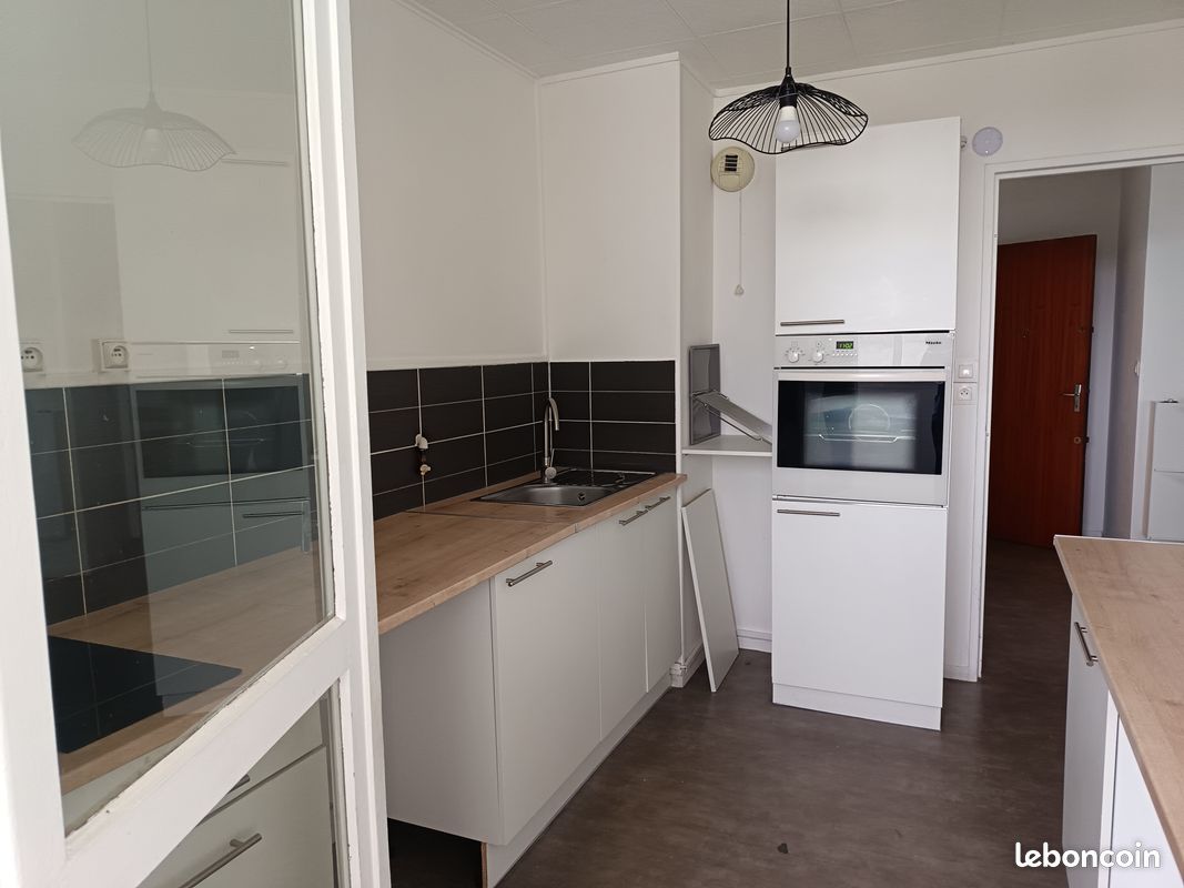 Appartement a louer saint-pierre-des-corps - 3 pièce(s) - 69 m2 - Surfyn