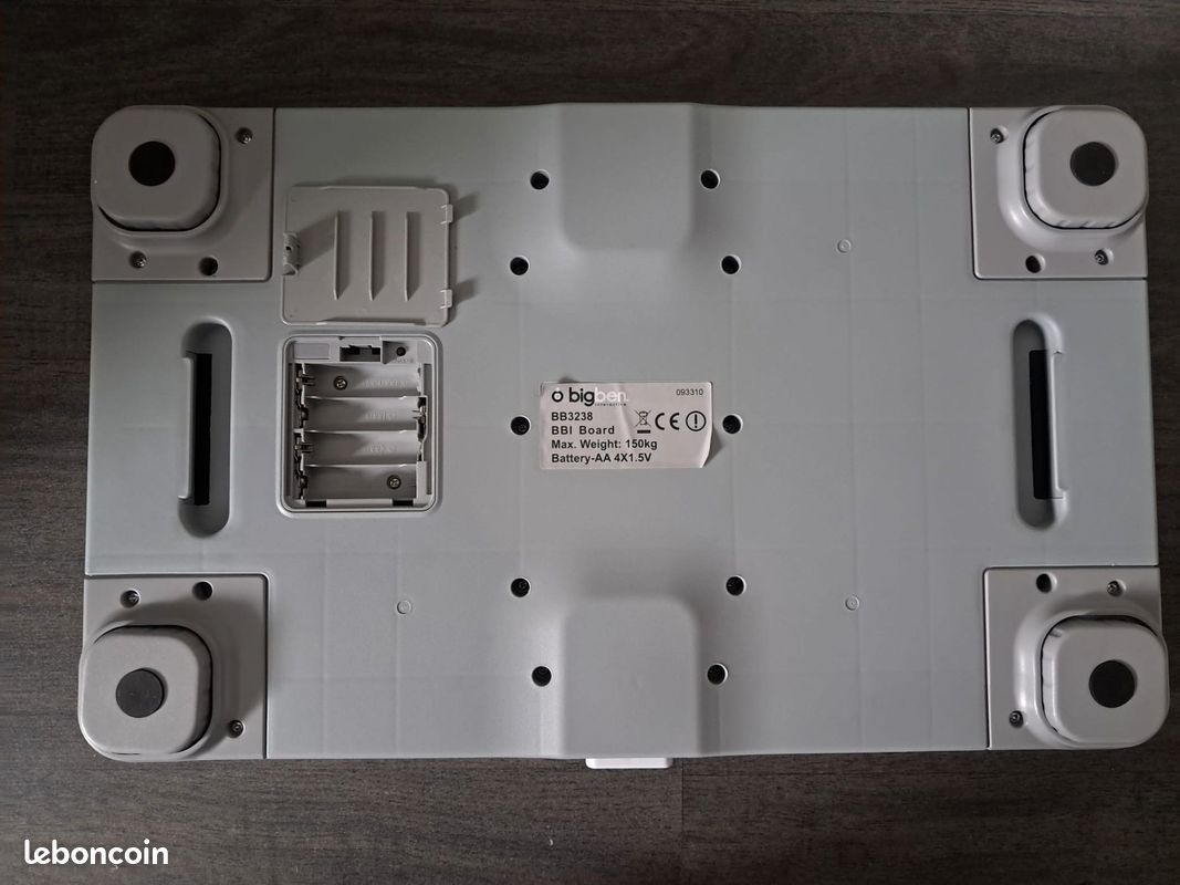 Wii Balance Board + Jeux Wii – bon état (image 2)