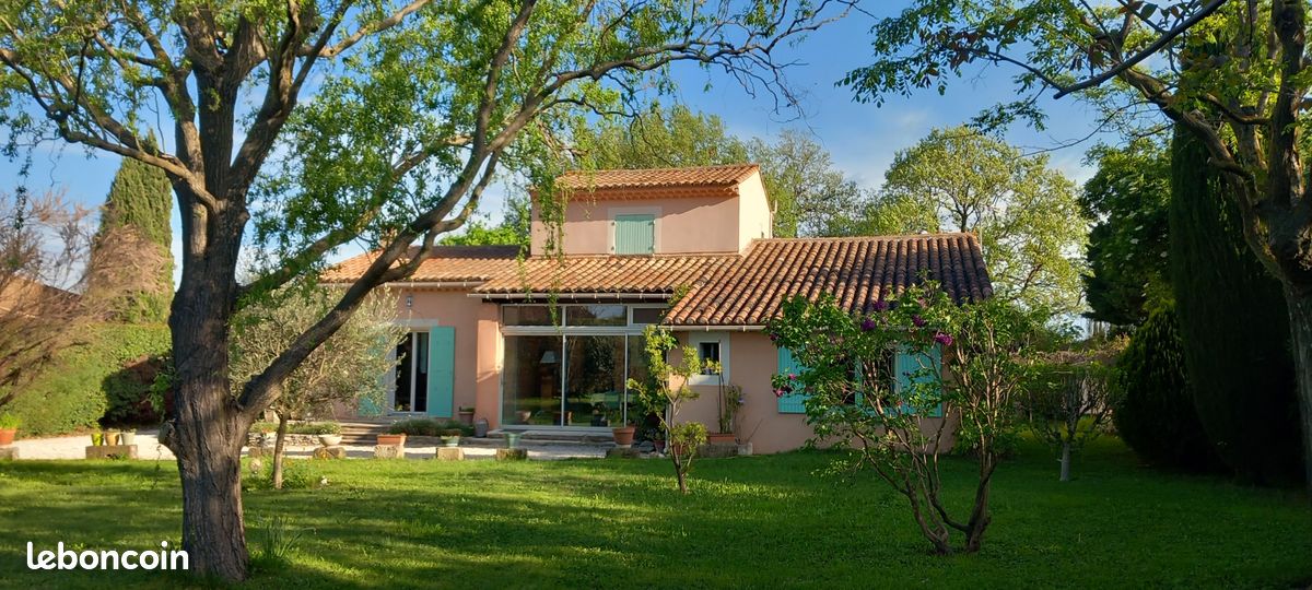 Maison 6 pièces 137 m² · à Taillades · 137 m² · 439 500 €