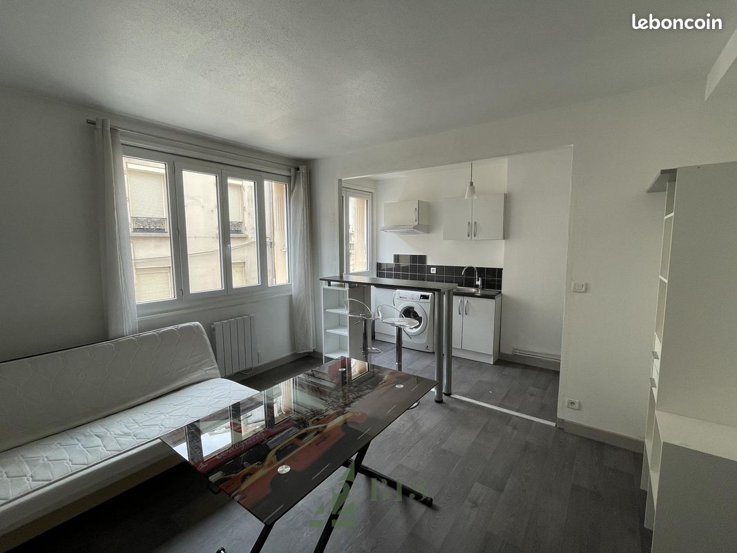 Appartement 1 pièce 27 m² · à Roanne · 27 m² · 380 €/mois