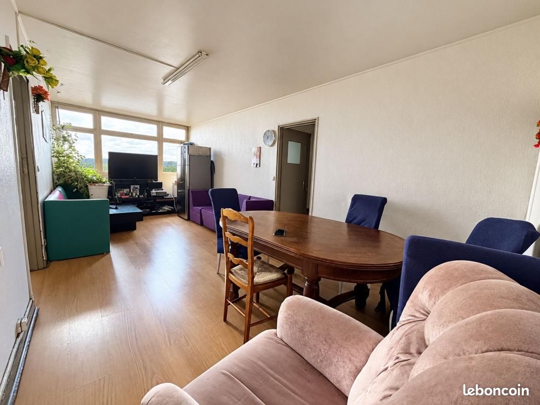 Appartement 4 pièces 69 m² · à Évry-Courcouronnes · 69 m² · 129 000 €