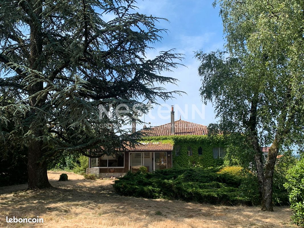 Maison 7 pièces 124 m² · à Moncoutant-sur-Sèvre · 124 m² · 106 500 €