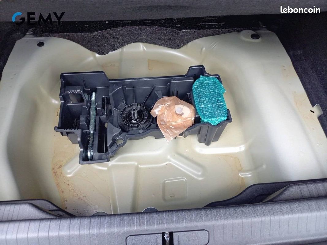 CITROEN C4 Hybride 145 e-DCS6 Collection (image 26)