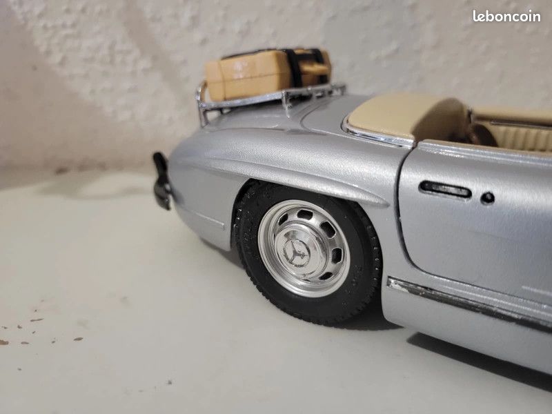 Burago 1/18 Mercedes 300 SL 1954 – Gris, Métal, Avec Boîtier, édition Limitée