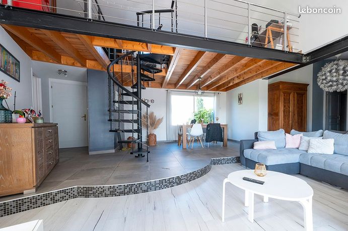 Maison 5 pièces 174 m²