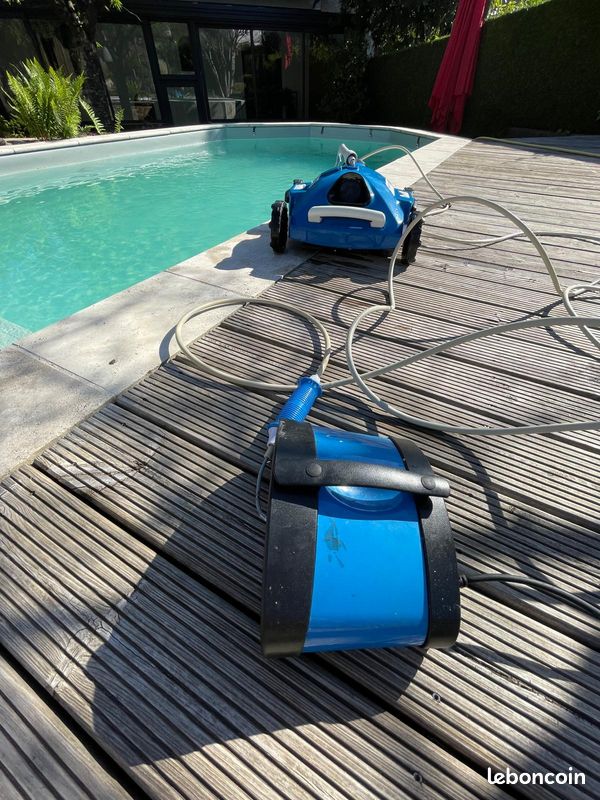 Aspirateur pour fond de piscine filaire (image 2)