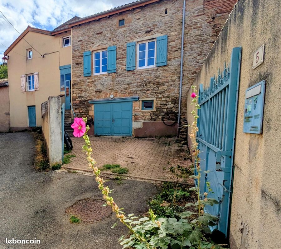 Maison 2 pièces 78 m² · à Vergisson · 78 m² · 750 €/mois