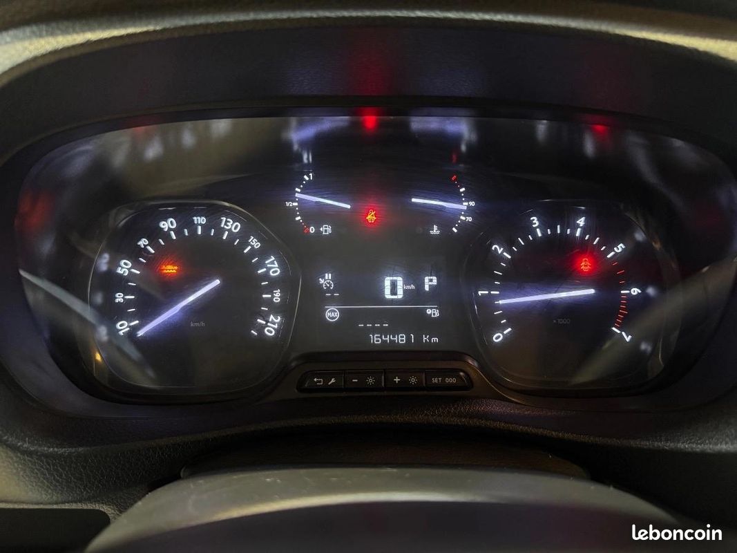 Peugeot Expert Vu FOURGON 2.0 BLUEHDI 120 L1 PREMIUM EAT BVA/ CAMÉRA/ SUIVI COMPLET/ GARANTIE 6 MOIS (image 21)