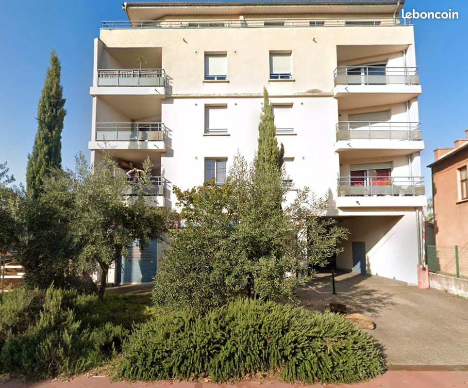 Parking 2 pièces 43 m² · à Décines-Charpieu · 43 m² · 658 €/mois