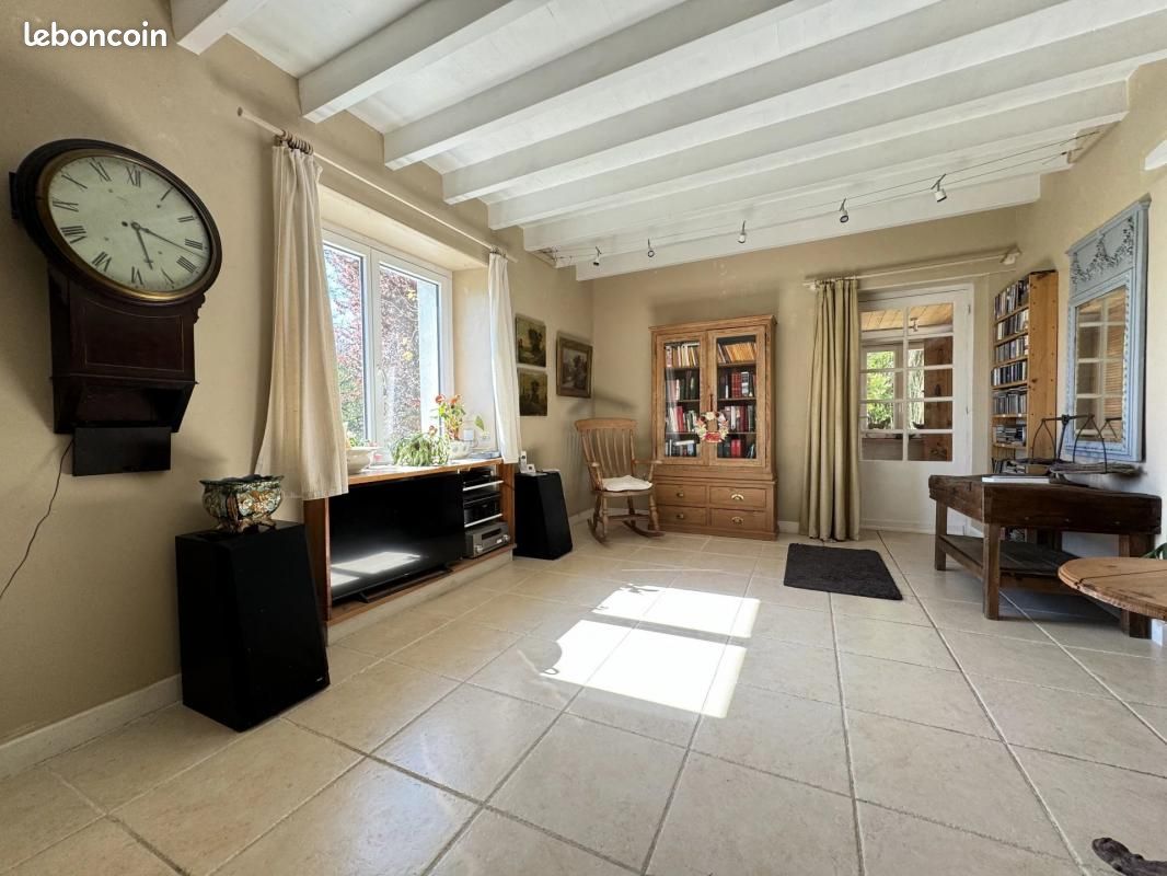Maison 145 m² Aunac - Aunac-sur-Charente 16460 Aunac (image principale 7)