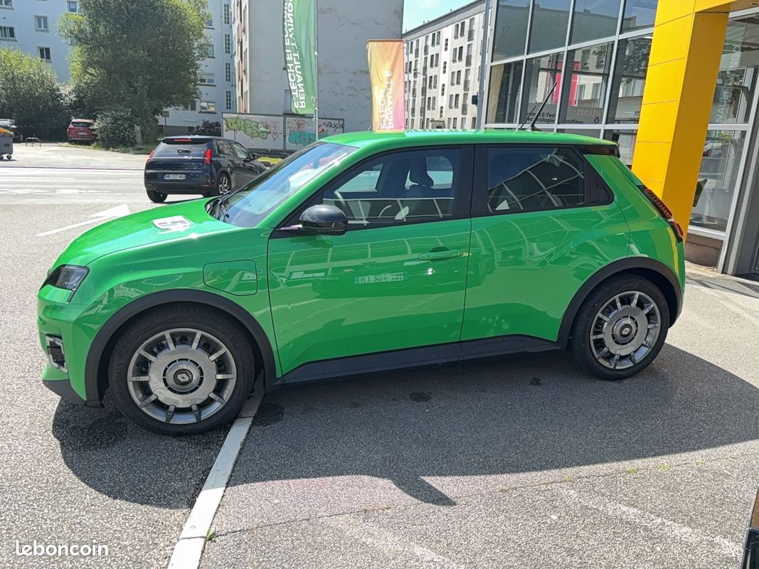 RENAULT Renault 5 E-Tech Electrique 150 ch autonomie confort Evolution (image 2)