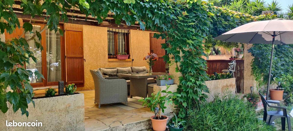 Maison 4 pièces 103 m² · à La Londe-les-Maures · 103 m² · 500 000 €