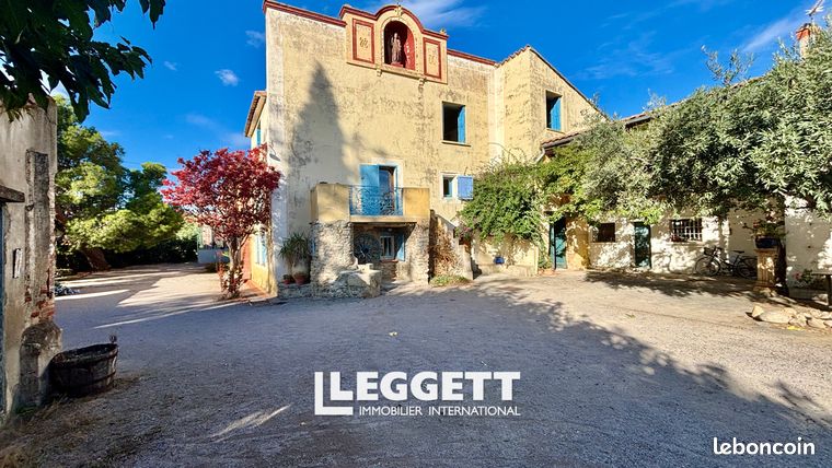Maison 14 pièces 400 m²