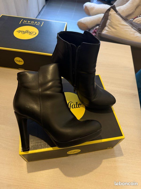 Bottines à talons Buffalo taille 39 (image 2)