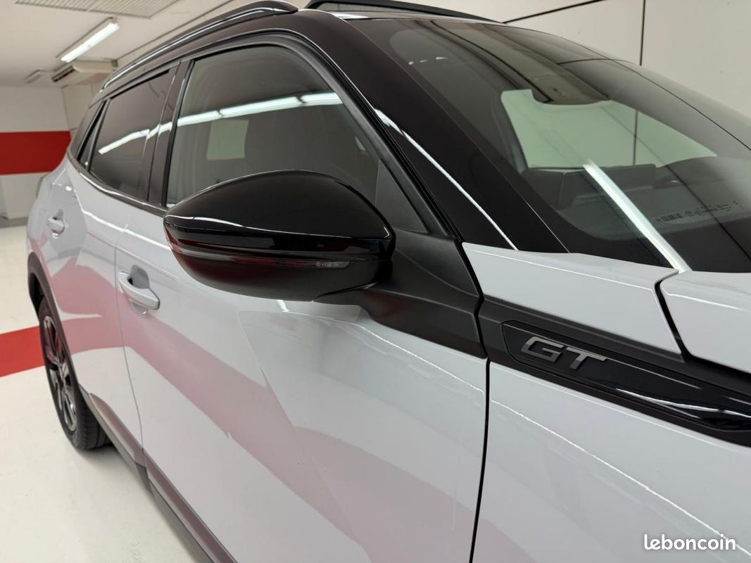 PEUGEOT 2008 1.2i 12V S&S - 130 - BV EAT8 II GT PHASE 2 (image 22)