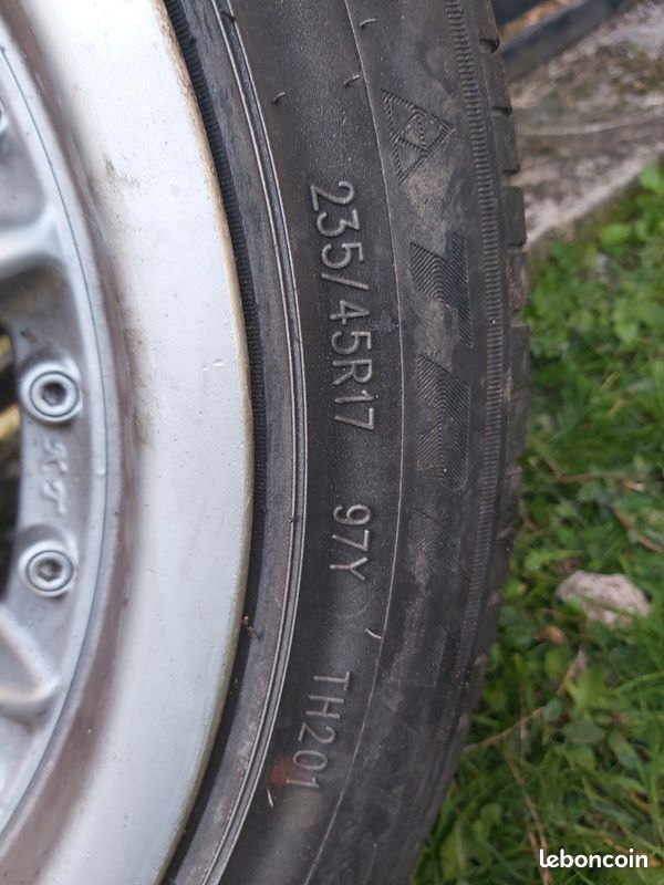 Jantes alu mercedes classe e (image 2)
