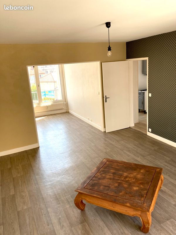 Appartement 4 pièces 75 m² · à Chaumont · 75 m² · 670 €