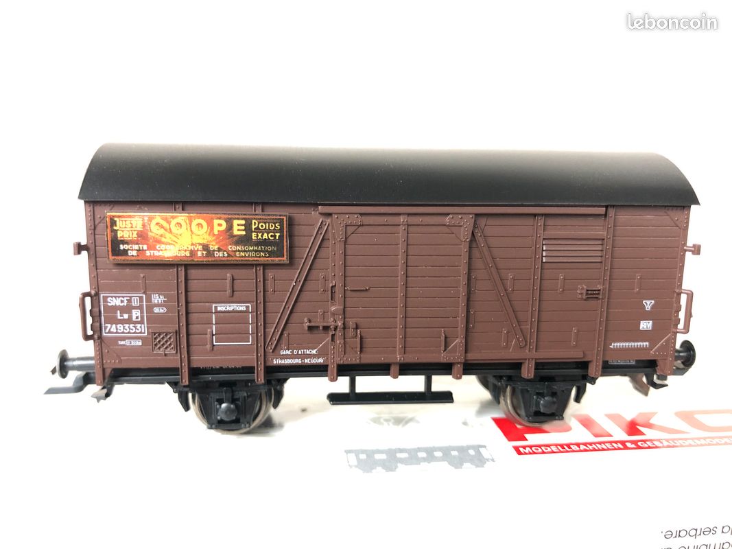 Wagon Couvert PIKO HO SNCF - Réf. 136-07 - Échelle HO - Neuf En Boîte - Couleur Noire
