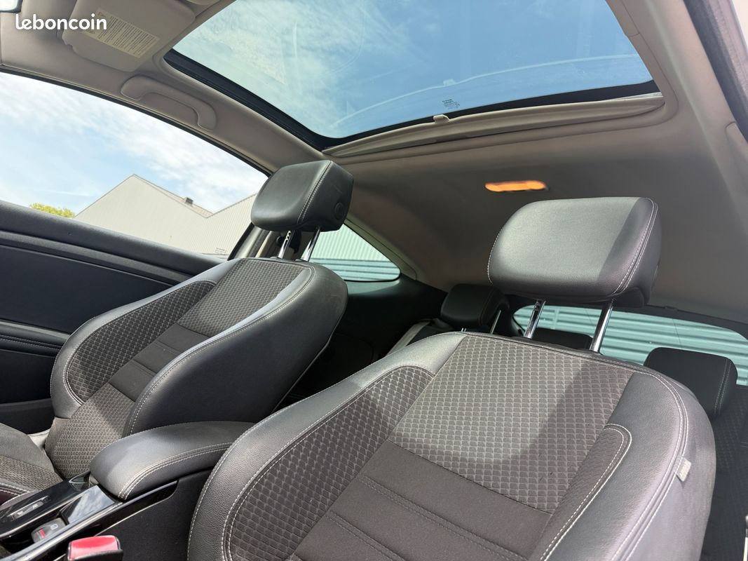 RENAULT MEGANE III COUPE TCE 130 BOSE 132Ch Garantie 12 mois (image 15)