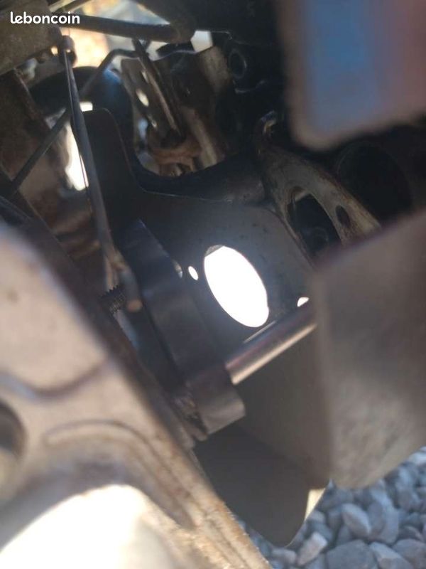 Moteur Honda manque carburateur (image 2)