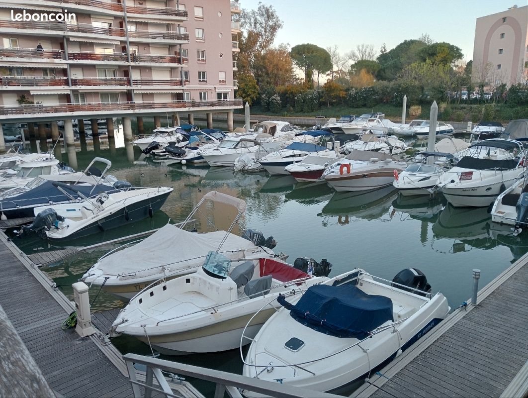 Local commercial 1 pièce 15 m² · à Mandelieu-la-Napoule · 15 m² · 49 000 €