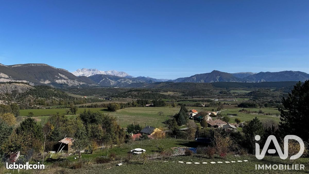 Terrain 1441 m² · à Aspremont · 1 441 m² · 79 500 €