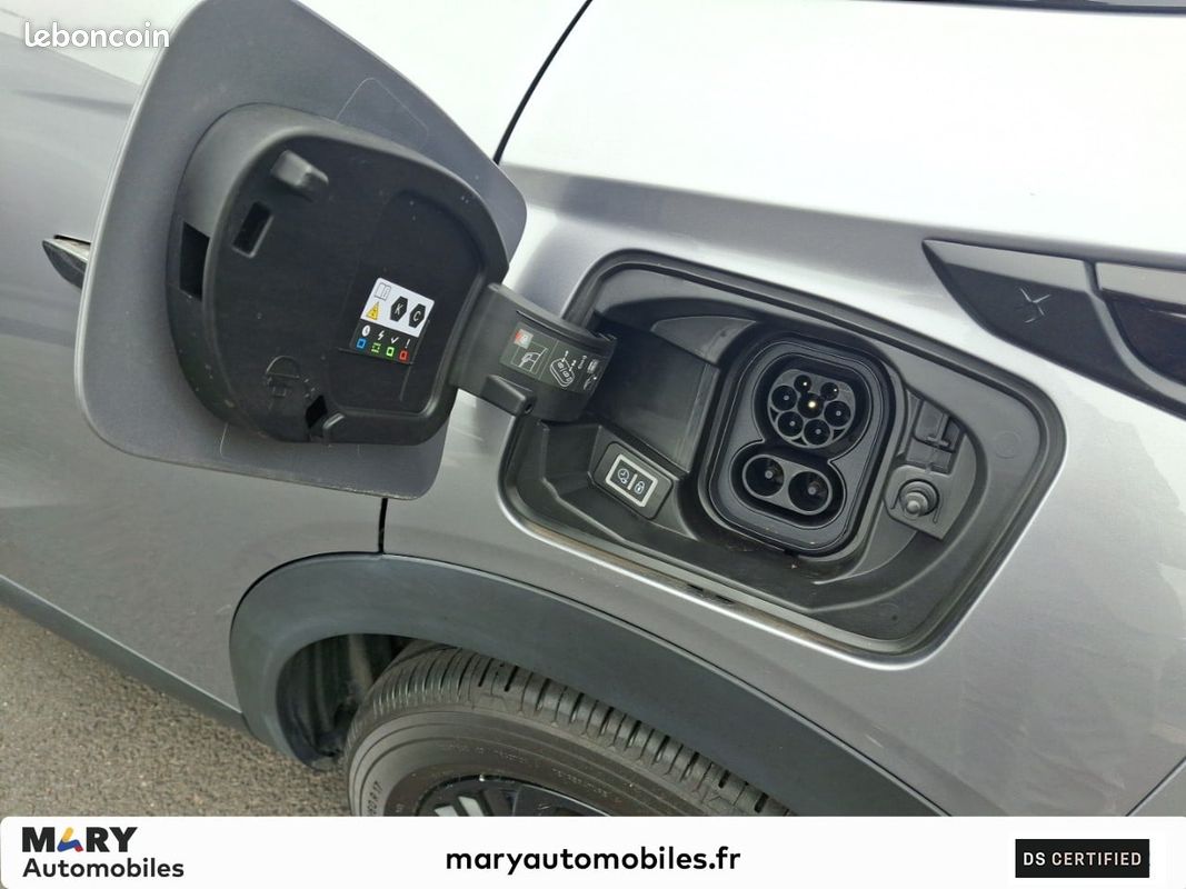 DS DS3 Crossback E-Tense Performance Line (image 28)