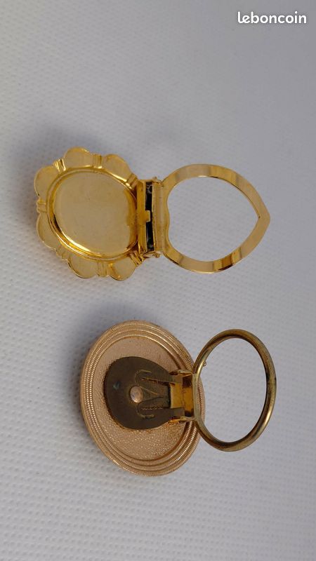 BROCHE OU ÉPINGLE a foulard attribué a Line Vautrin fantaisie art déco EUR 300,00 - FR