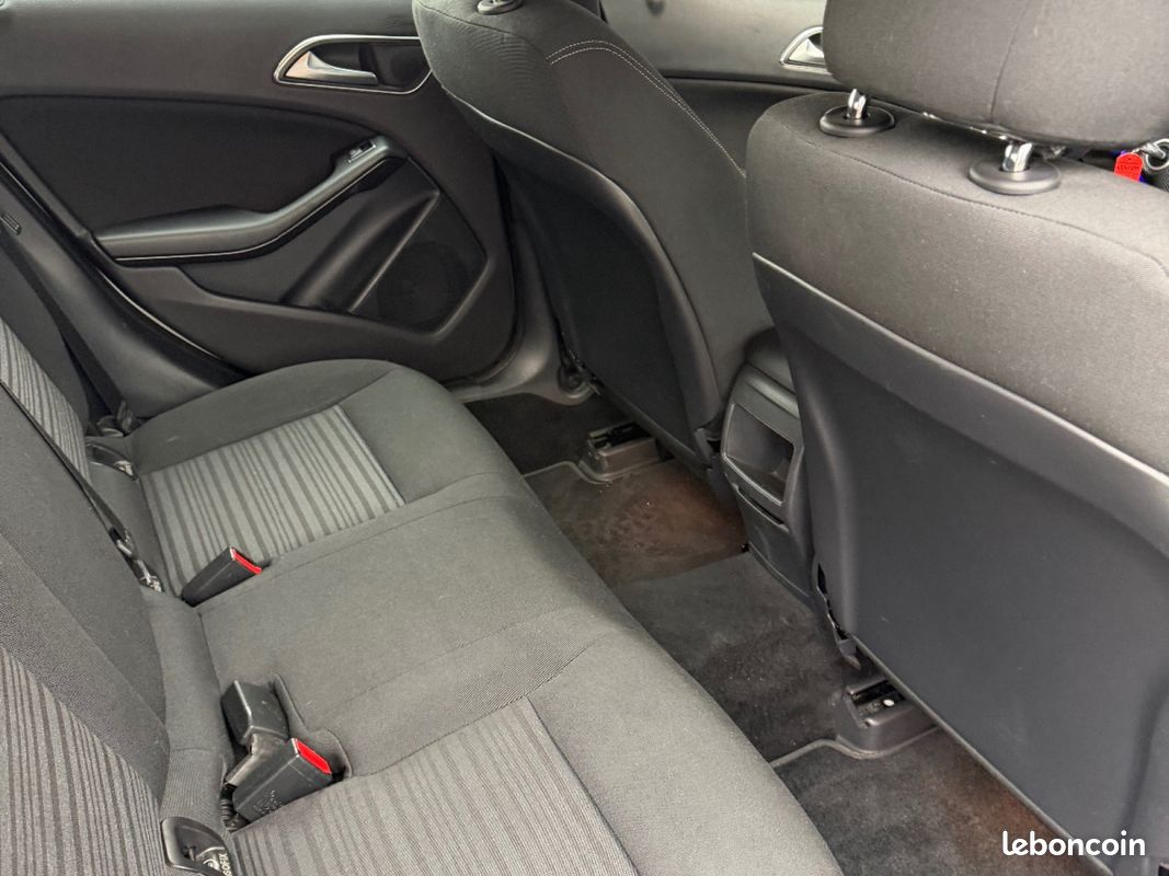 MERCEDES CLASSE A 200 CDI BlueEFFICIENCY Intuition (image 32)