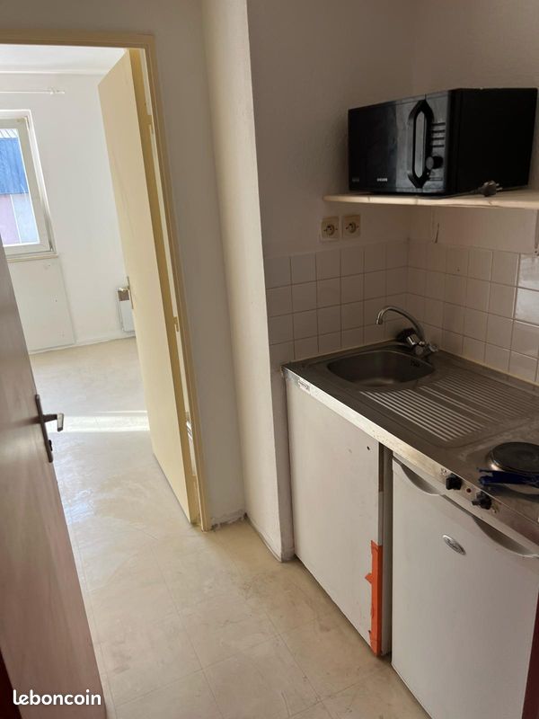 Appartement 1 pièce 20 m² · à Reims · 20 m² · 365 €