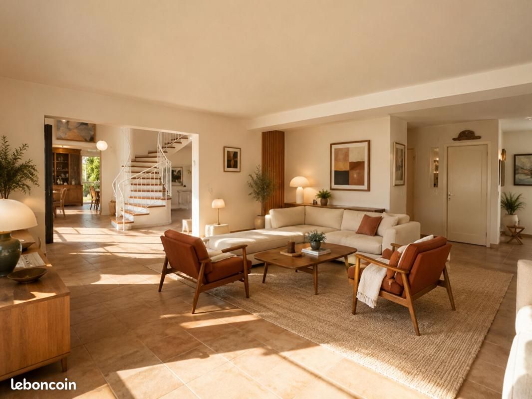 Maison 5 pièces 324 m² · à Saint-Paul-en-Forêt · 324 m² · 785 000 €
