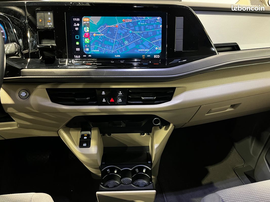 Volkswagen Multivan t 7 1.5 e-hybrid 245 Cv (image 15)