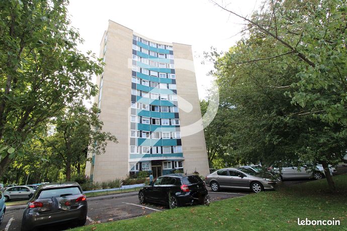 Studio 1 pièce 17 m²