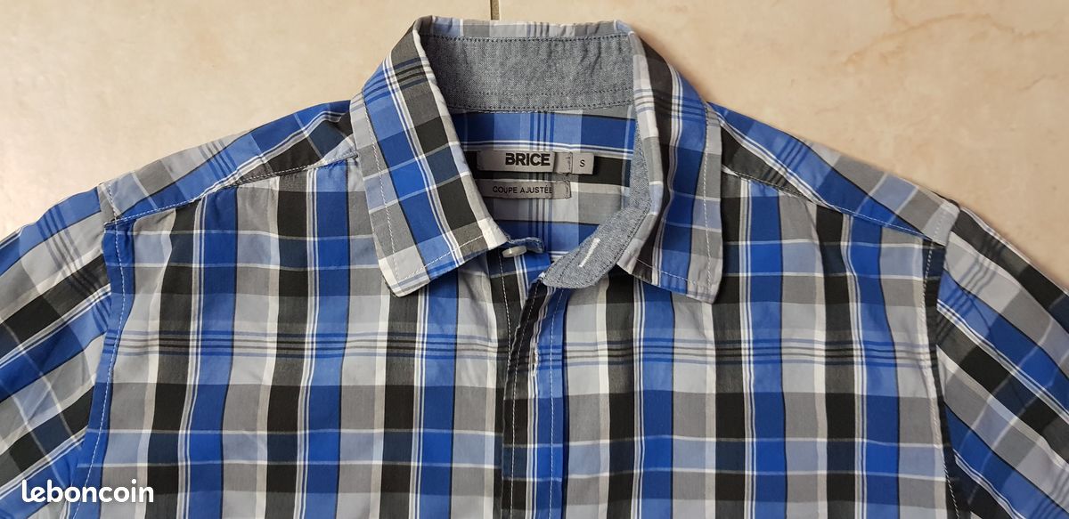 Chemise Ajustée BRICE Taille S - Bleue, Col Boutonné - Comme Neuve