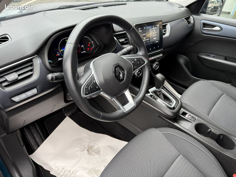 Renault ARKANA 1.6 E-TECH HYBRIDE 145CH EQUILIBRE -22 (image 8)