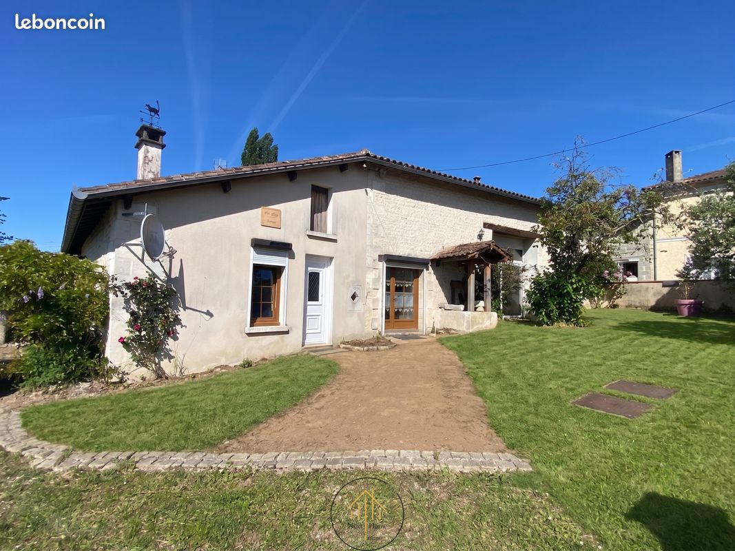 Maison 7 pièces 200 m² · à Chalais · 200 m² · 164 900 €