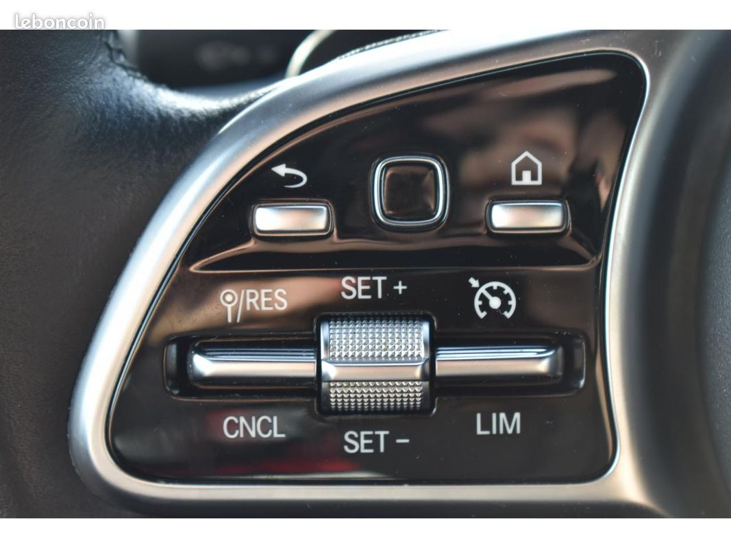 MERCEDES CLA 180 d 8G-DCT Progressive Line (image 22)