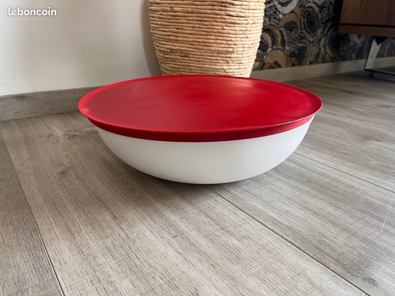 LOT 4 SALADIERS Bols Avec Couvercle Hermetique - Tupperware - Neuf - Merveilleux EUR 49,95 - FR