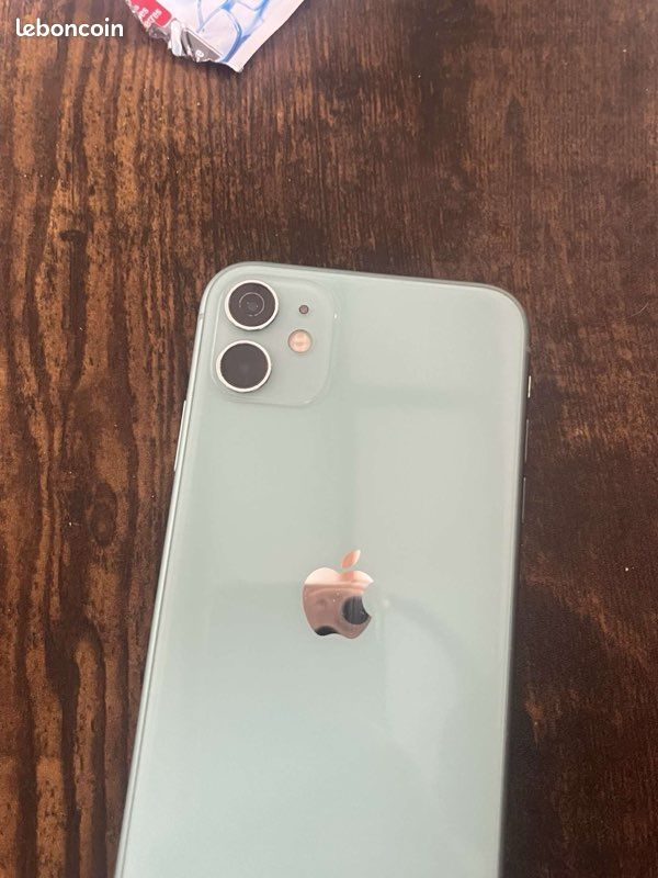 IPhone 11 (image 5)