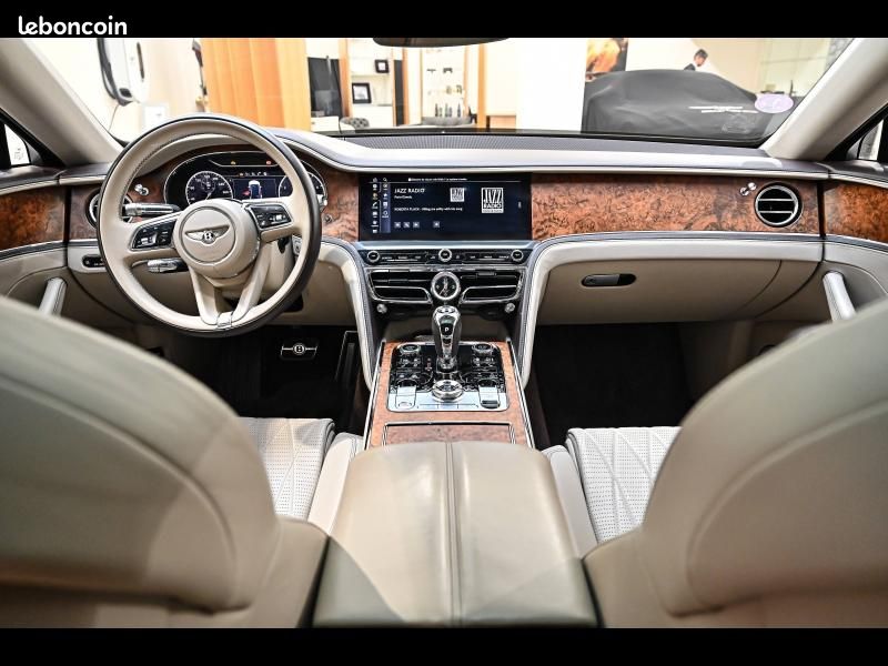 Bentley Flying Spur V8 4.0L 507ch (image 19)