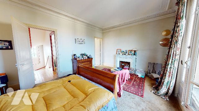 Maison a vendre  - 9 pièce(s) - 211 m2 - Surfyn