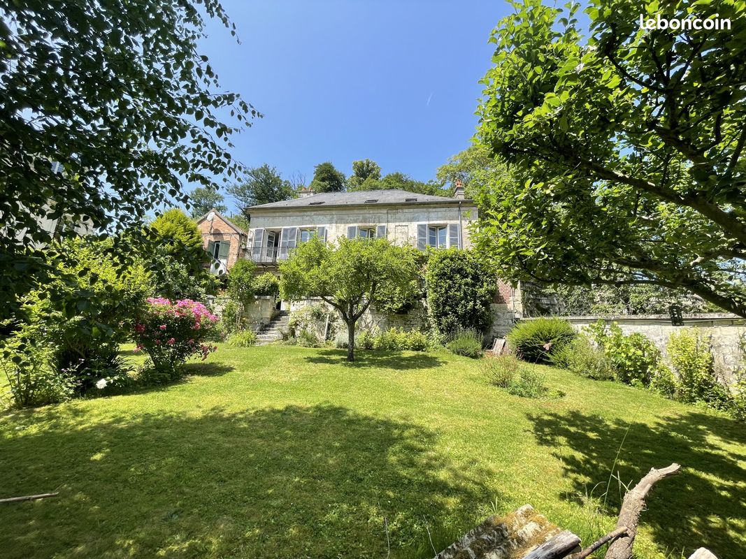 Maison 8 pièces 205 m² · à Pierrefonds · 205 m² · 495 000 €